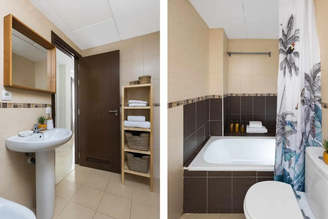 Unika Homes Malaga Beach & City 公寓